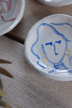 Ladda upp bild till gallerivisning, Anna