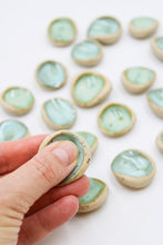 Ladda upp bild till gallerivisning, Worry stone Akvamarin