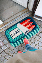 Ladda upp bild till gallerivisning, Dörrmatta Sardiner